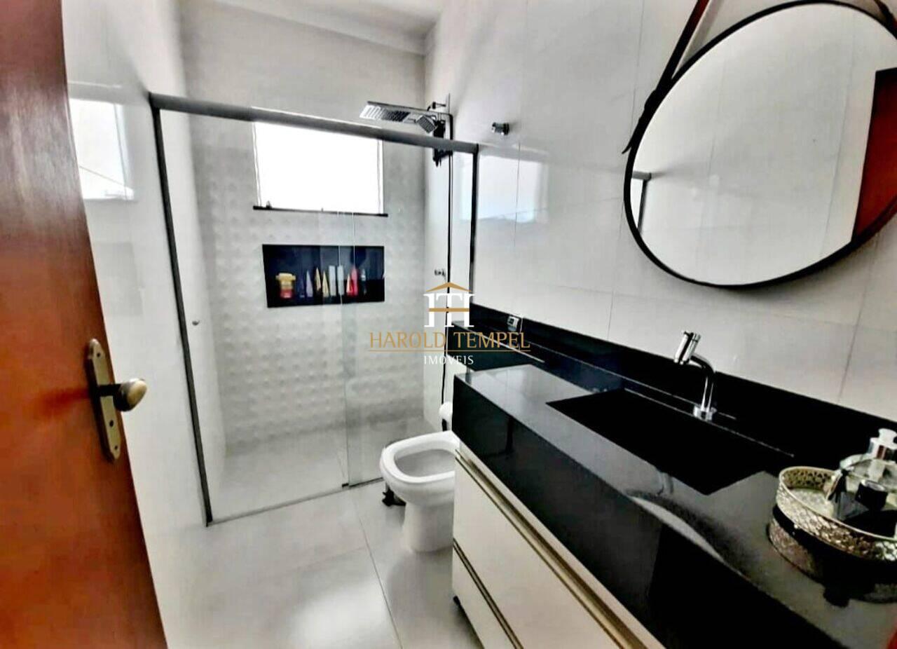 Casa com 2 quartos, à venda por R$ 430.000 - Jardim Alvorada - Mococa/SP