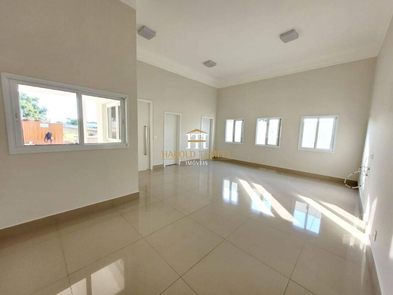 Casa com 3 quartos, 220 m², à venda por R$ 1.500.000 - Jardim Lavínia - Mococa/SP