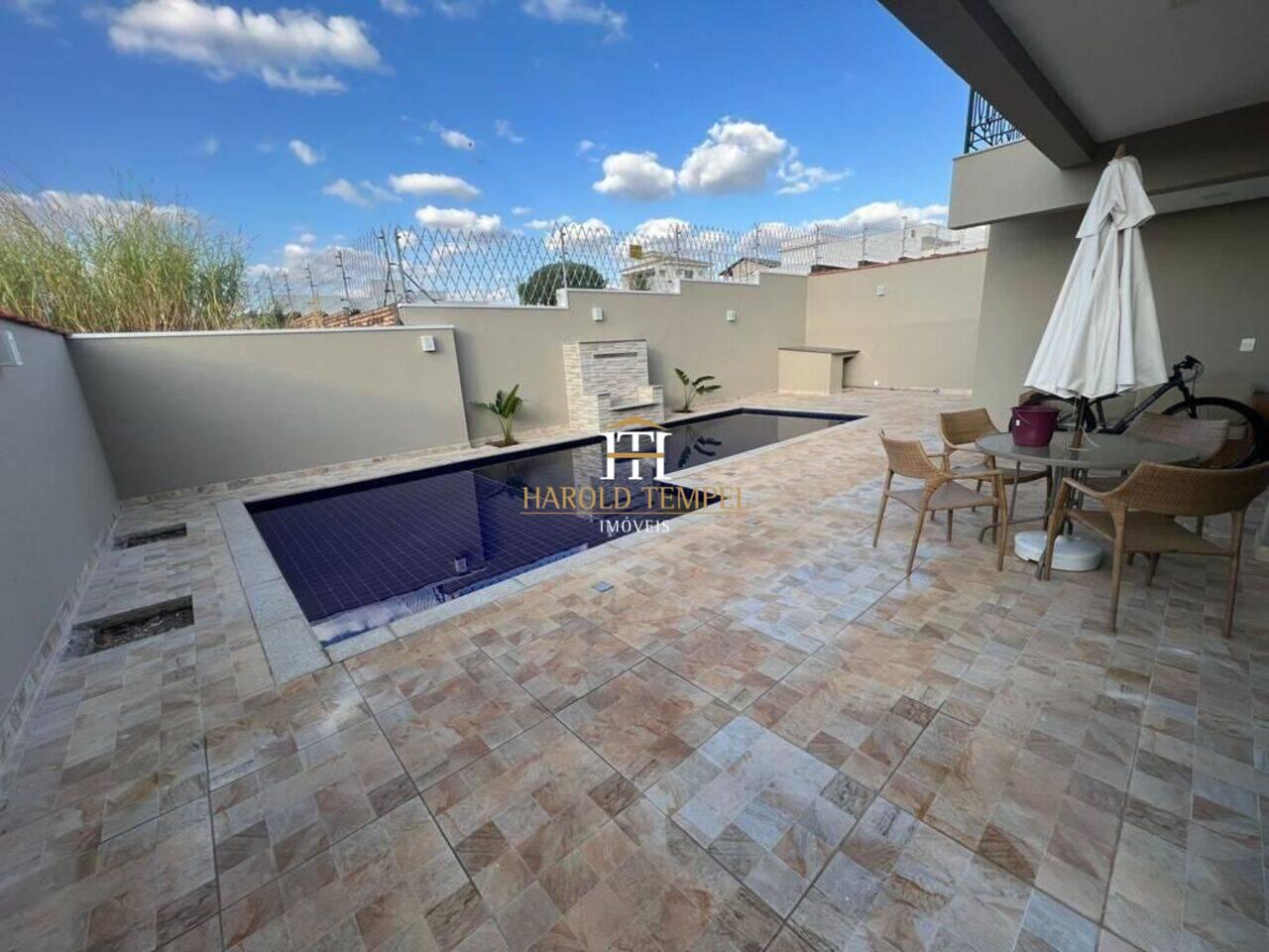 Casa com 5 quartos, 400 m², à venda por R$ 1.550.000 - Jardim São Luiz - Mococa/SP