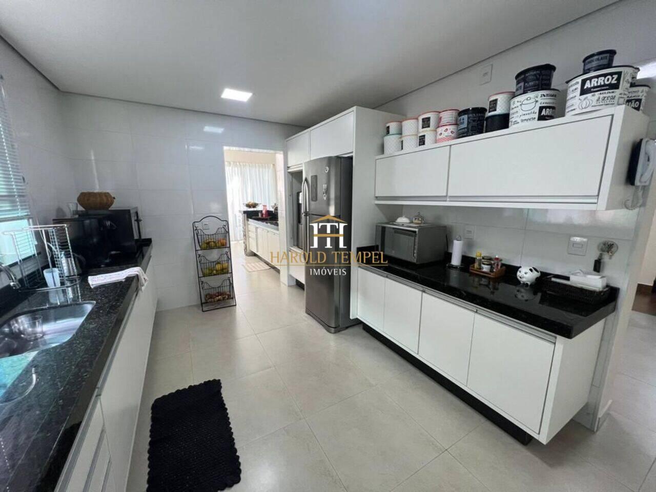 Casa com 5 quartos, 400 m², à venda por R$ 1.550.000 - Jardim São Luiz - Mococa/SP