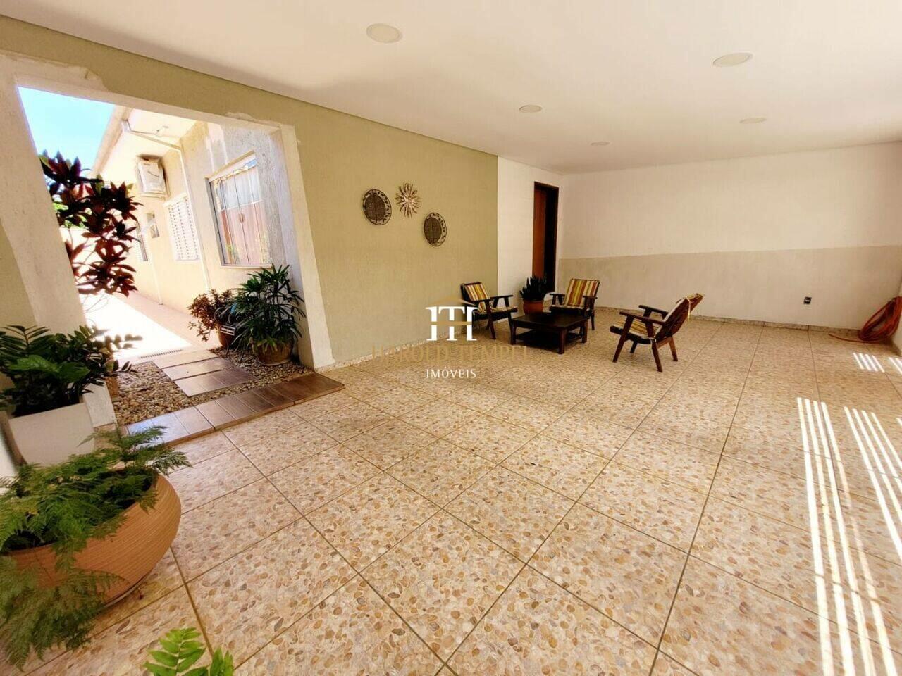 Imóvel com lindo acabamento de 1a. bairro São Domingos
