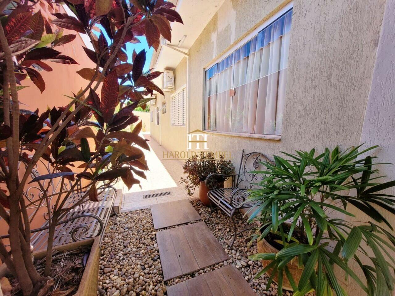 Imóvel com lindo acabamento de 1a. bairro São Domingos