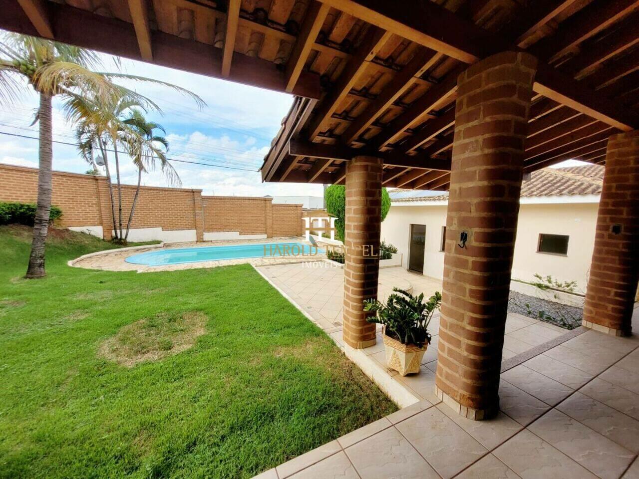 Casa com 3 quartos, aluguel por R$ 4.000/mês ou à venda por R$ 1.550.000 - Vila Quintino - Mococa/SP
