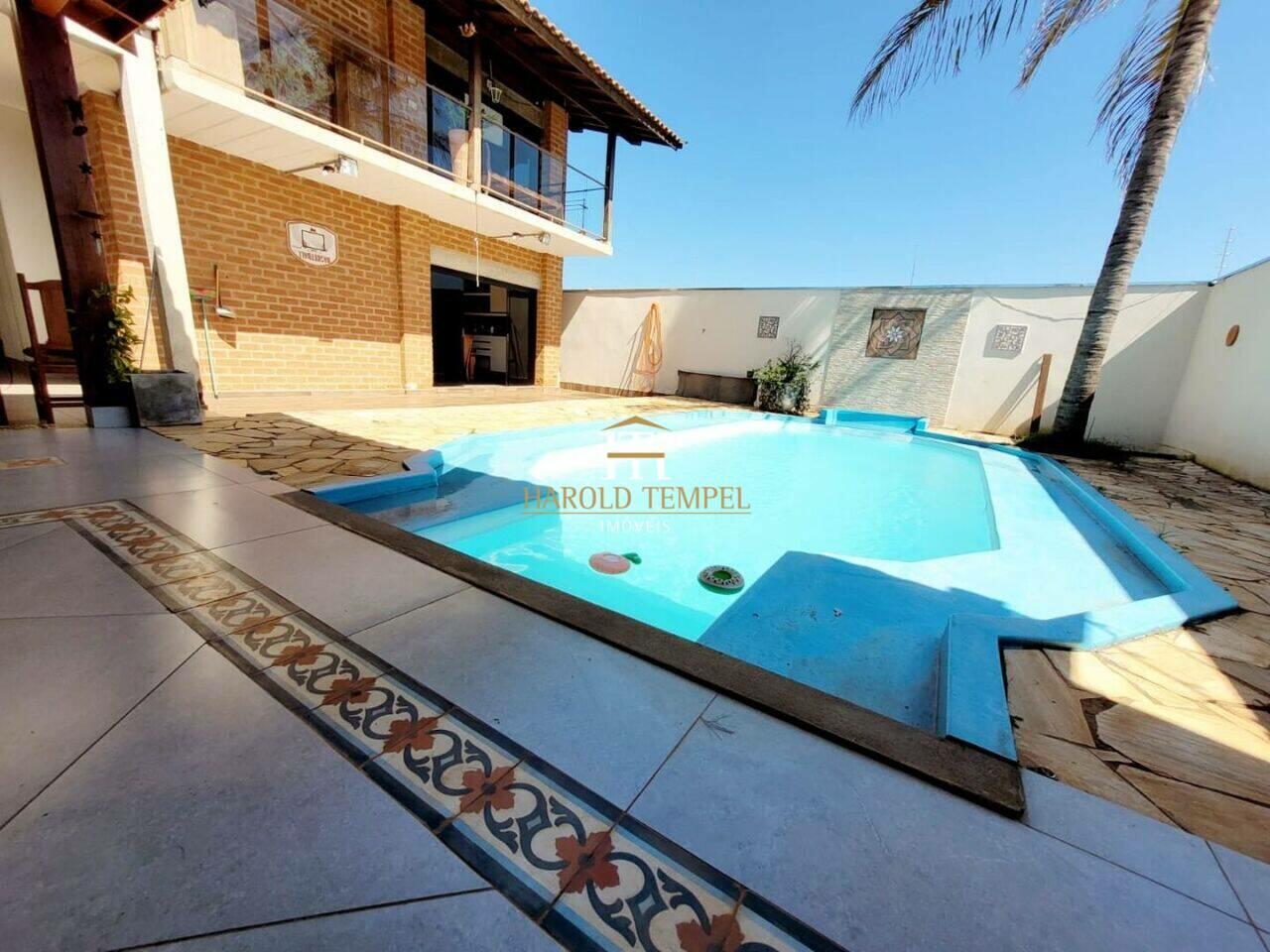 Casa com 3 quartos, 330 m², à venda por R$ 850.000 - Jardim Colina Verde - Mococa/SP