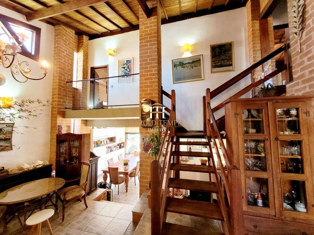 Casa com 3 quartos, 330 m², à venda por R$ 850.000 - Jardim Colina Verde - Mococa/SP