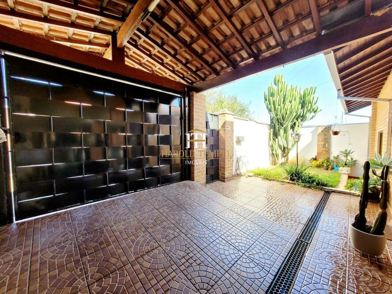 Casa com 3 quartos, 330 m², à venda por R$ 850.000 - Jardim Colina Verde - Mococa/SP