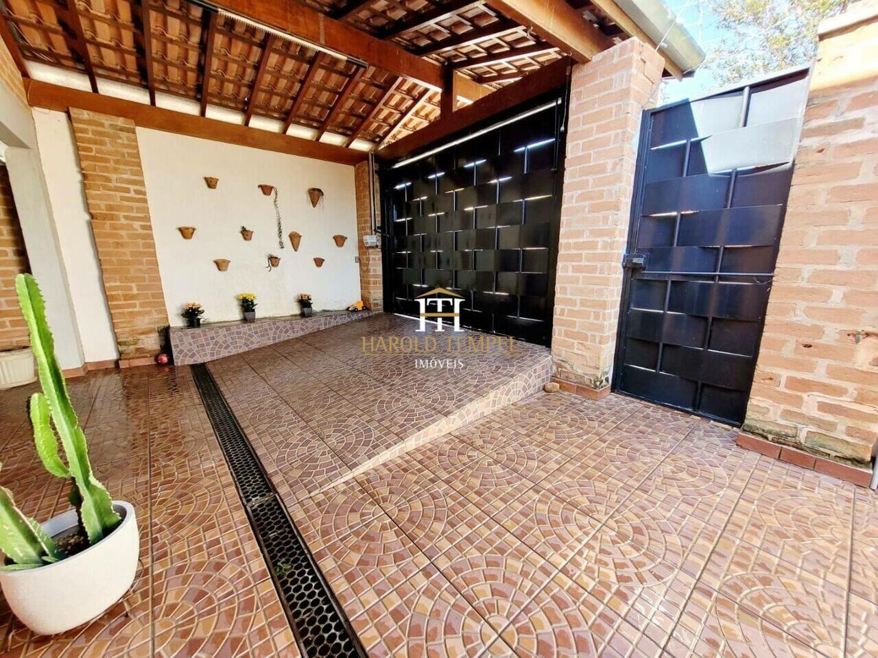 Casa com 3 quartos, 330 m², à venda por R$ 850.000 - Jardim Colina Verde - Mococa/SP