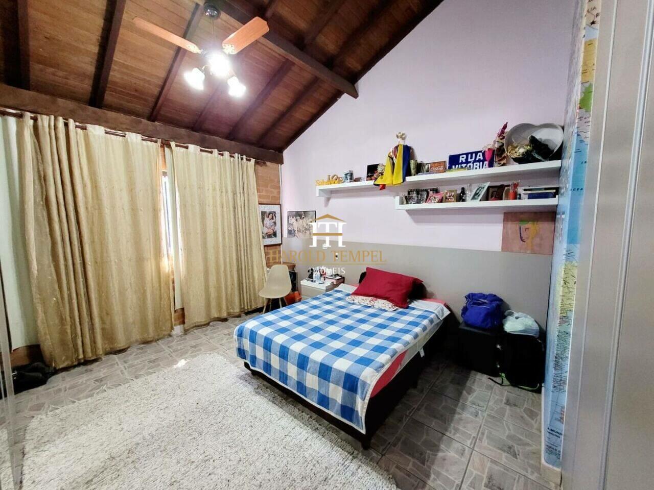 Casa com 3 quartos, 330 m², à venda por R$ 850.000 - Jardim Colina Verde - Mococa/SP