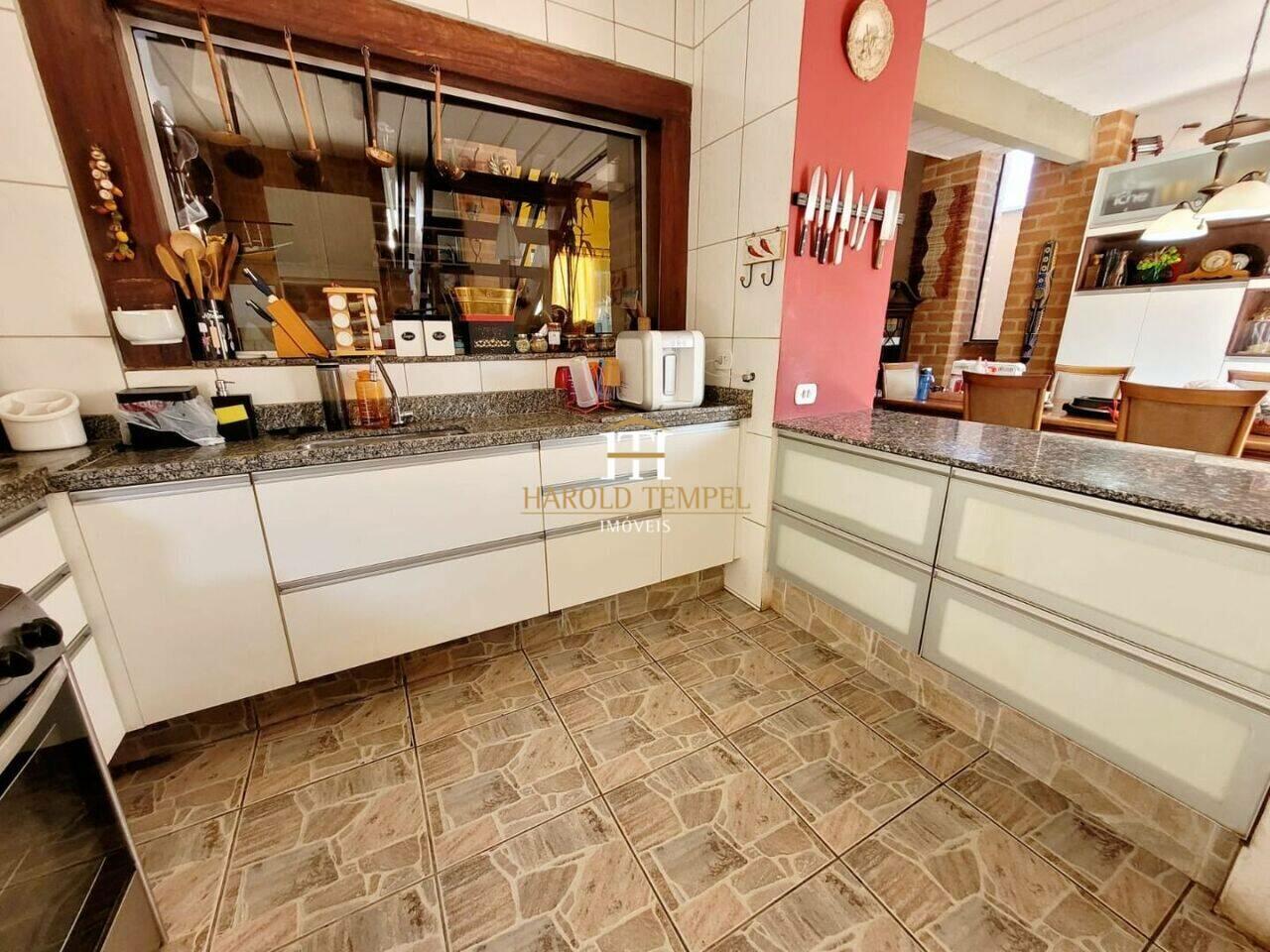 Casa com 3 quartos, 330 m², à venda por R$ 850.000 - Jardim Colina Verde - Mococa/SP