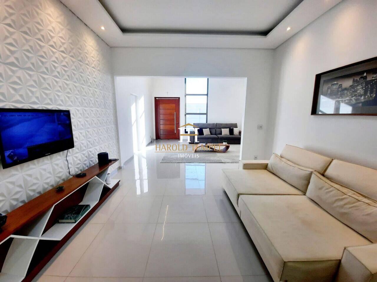 Casa com 2 quartos, à venda por R$ 700.000 - Jardim Colina Verde - Mococa/SP