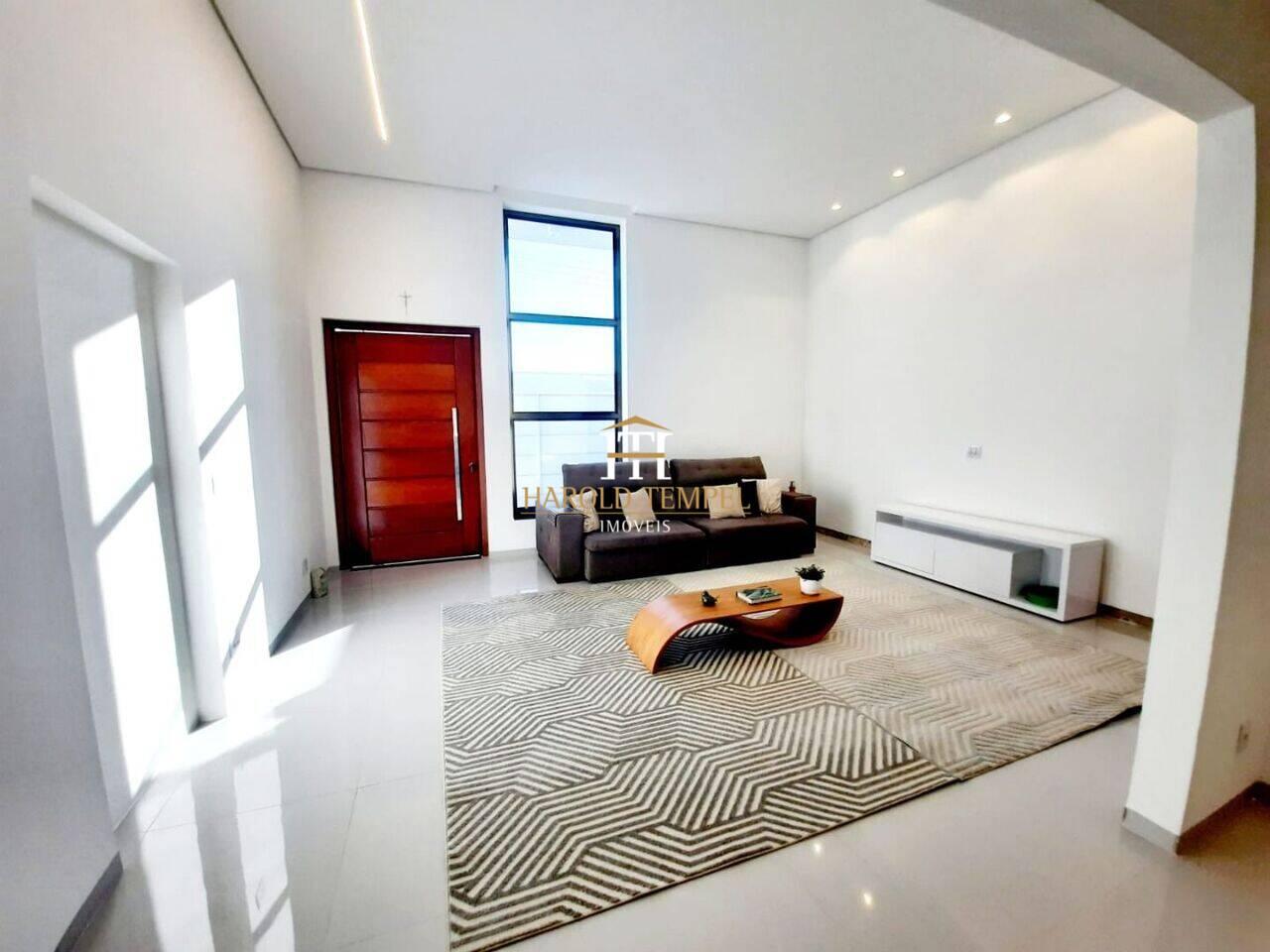 Casa com 2 quartos, à venda por R$ 700.000 - Jardim Colina Verde - Mococa/SP