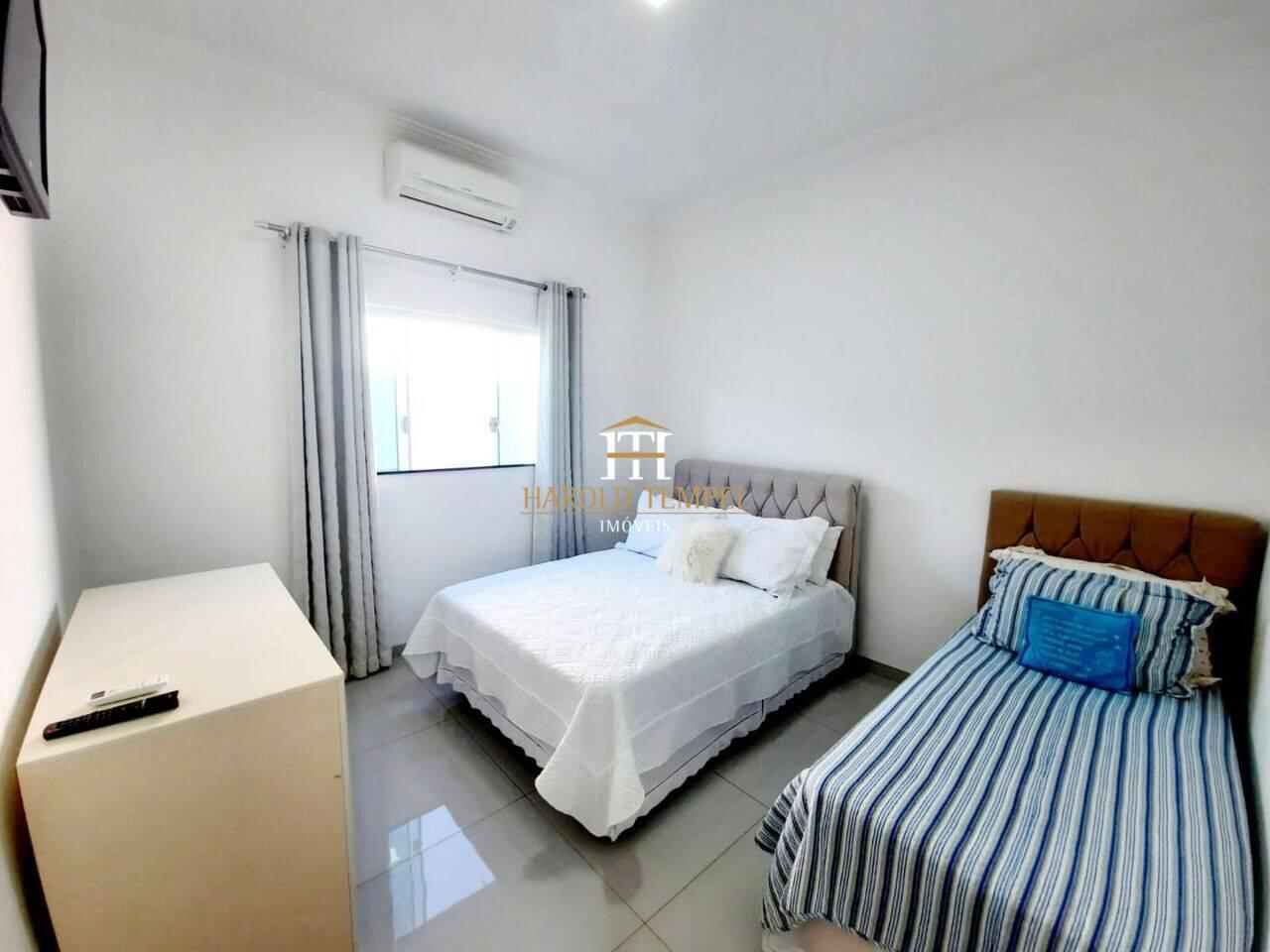 Casa com 2 quartos, à venda por R$ 700.000 - Jardim Colina Verde - Mococa/SP