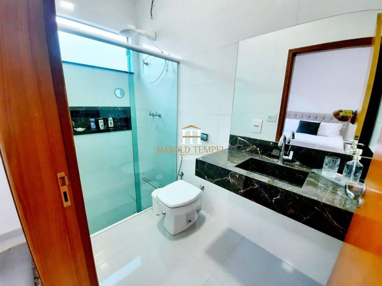 Casa com 2 quartos, à venda por R$ 700.000 - Jardim Colina Verde - Mococa/SP