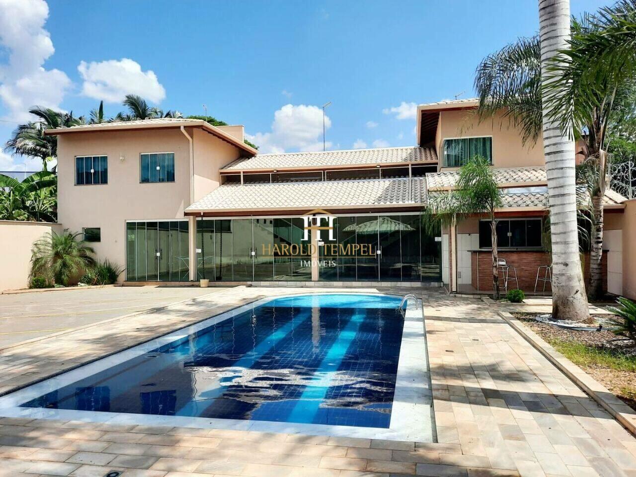 Casa com 2 quartos, aluguel por R$ 750/dia - Brás - Mococa/SP