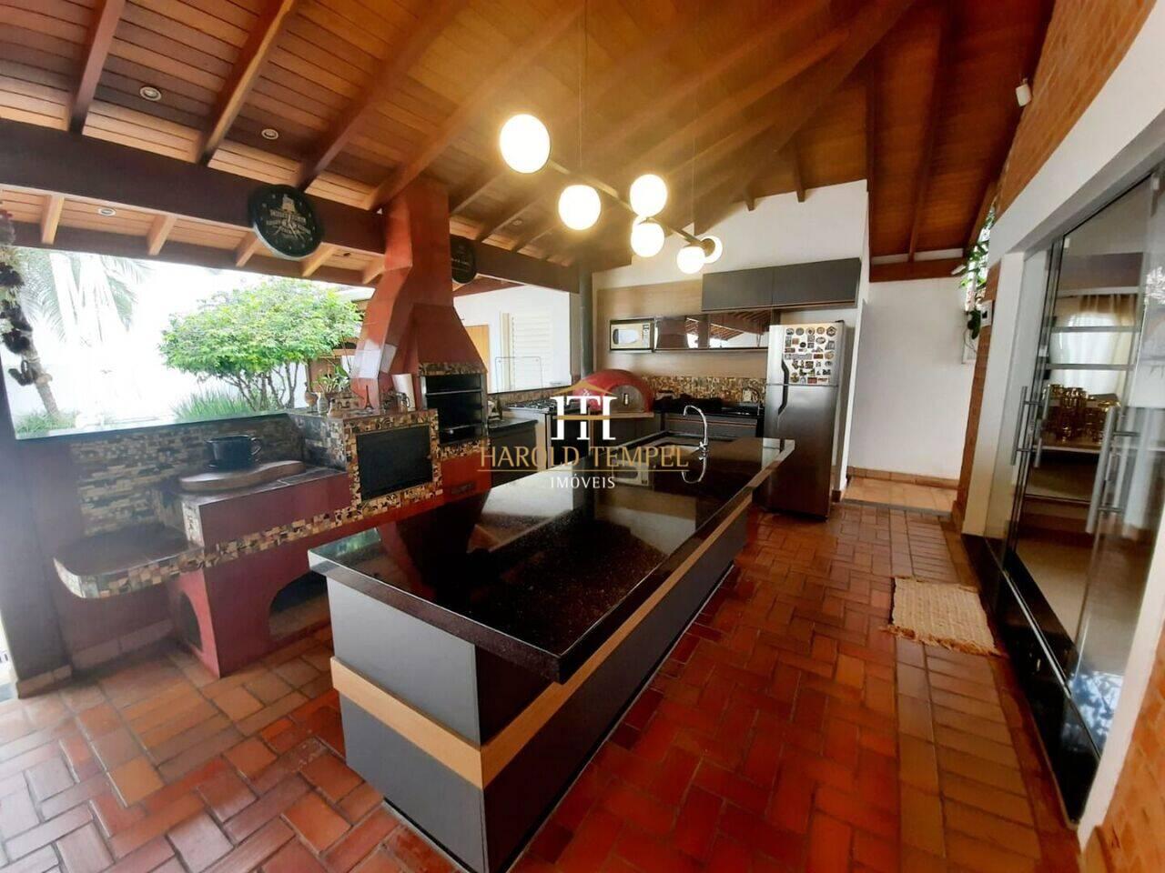 Casa com 3 quartos, à venda por R$ 1.200.000 - Jardim Residencial do Bosque - Mococa/SP