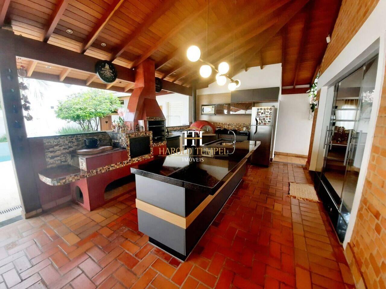 Casa com 3 quartos, à venda por R$ 1.200.000 - Jardim Residencial do Bosque - Mococa/SP
