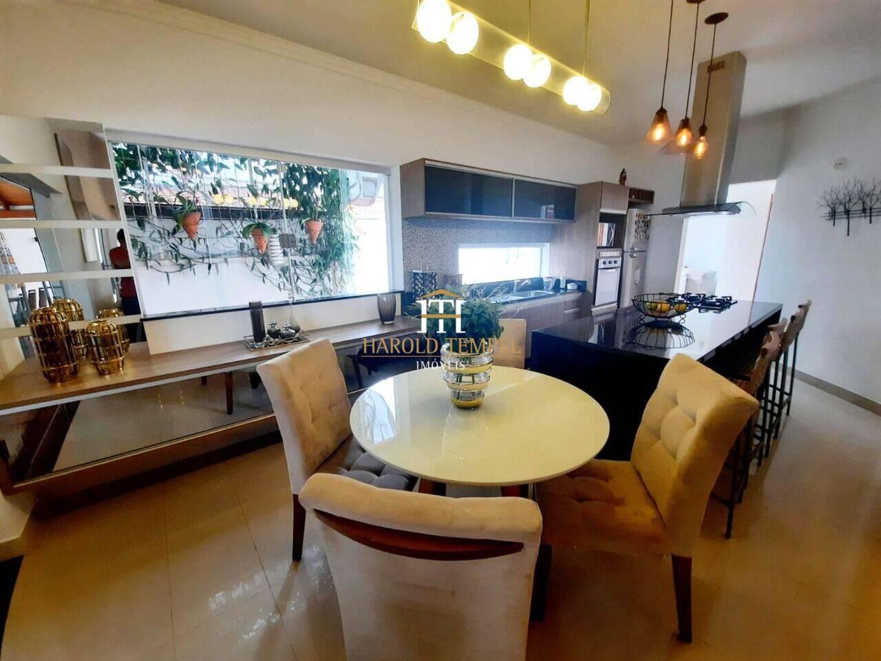 Casa com 3 quartos, à venda por R$ 1.200.000 - Jardim Residencial do Bosque - Mococa/SP