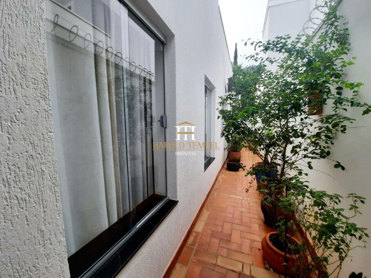 Casa com 3 quartos, à venda por R$ 1.200.000 - Jardim Residencial do Bosque - Mococa/SP