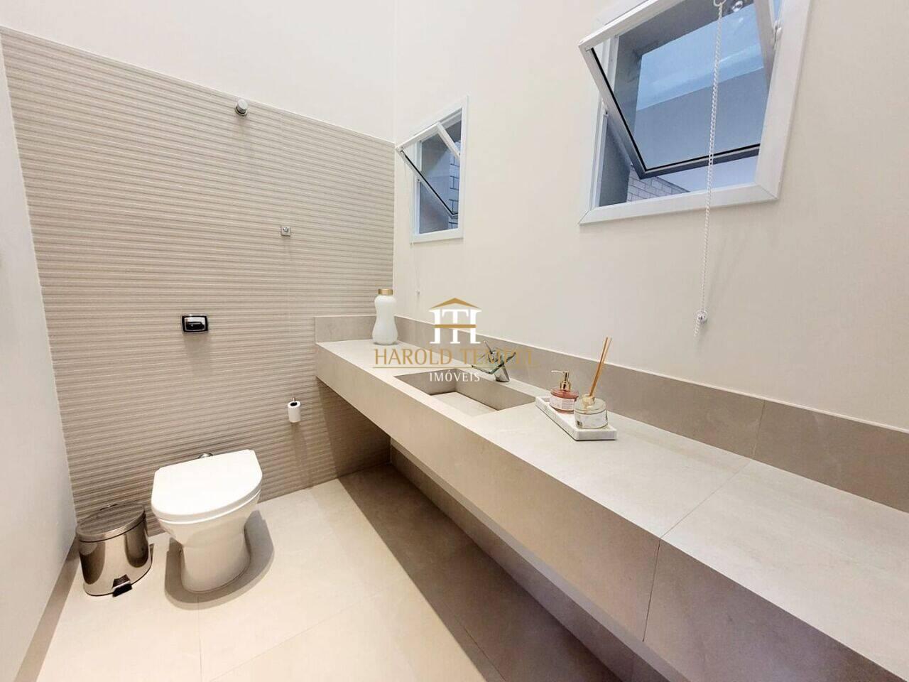 Casa com 3 quartos, 260 m², à venda por R$ 1.800.000 - Jardim da Paineira - Mococa/SP