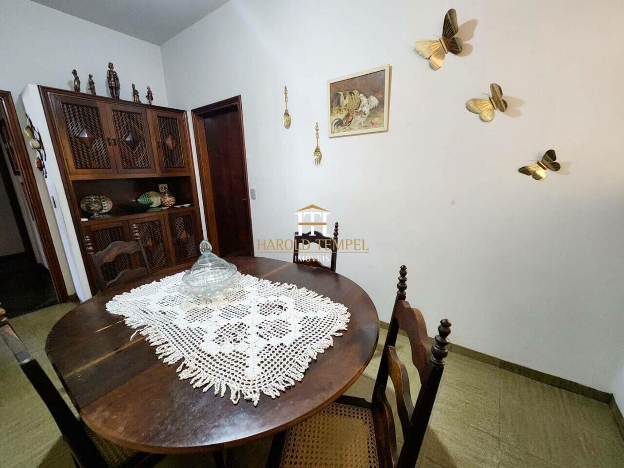Casa com 5 quartos, 340 m², à venda por R$ 1.200.000 - Jardim Lavínia - Mococa/SP
