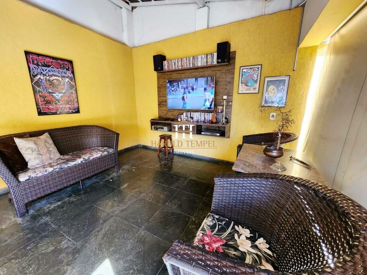 Casa com 5 quartos, 340 m², à venda por R$ 1.200.000 - Jardim Lavínia - Mococa/SP