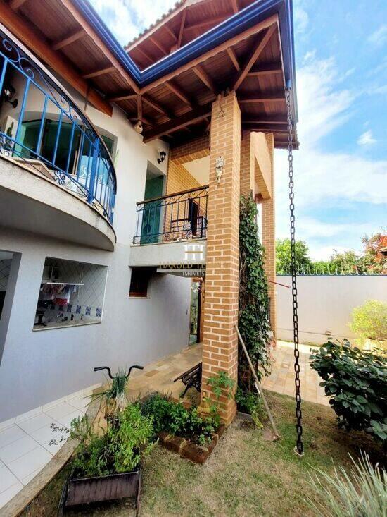 Casa com 5 quartos, 340 m², à venda por R$ 1.200.000 - Jardim Lavínia - Mococa/SP