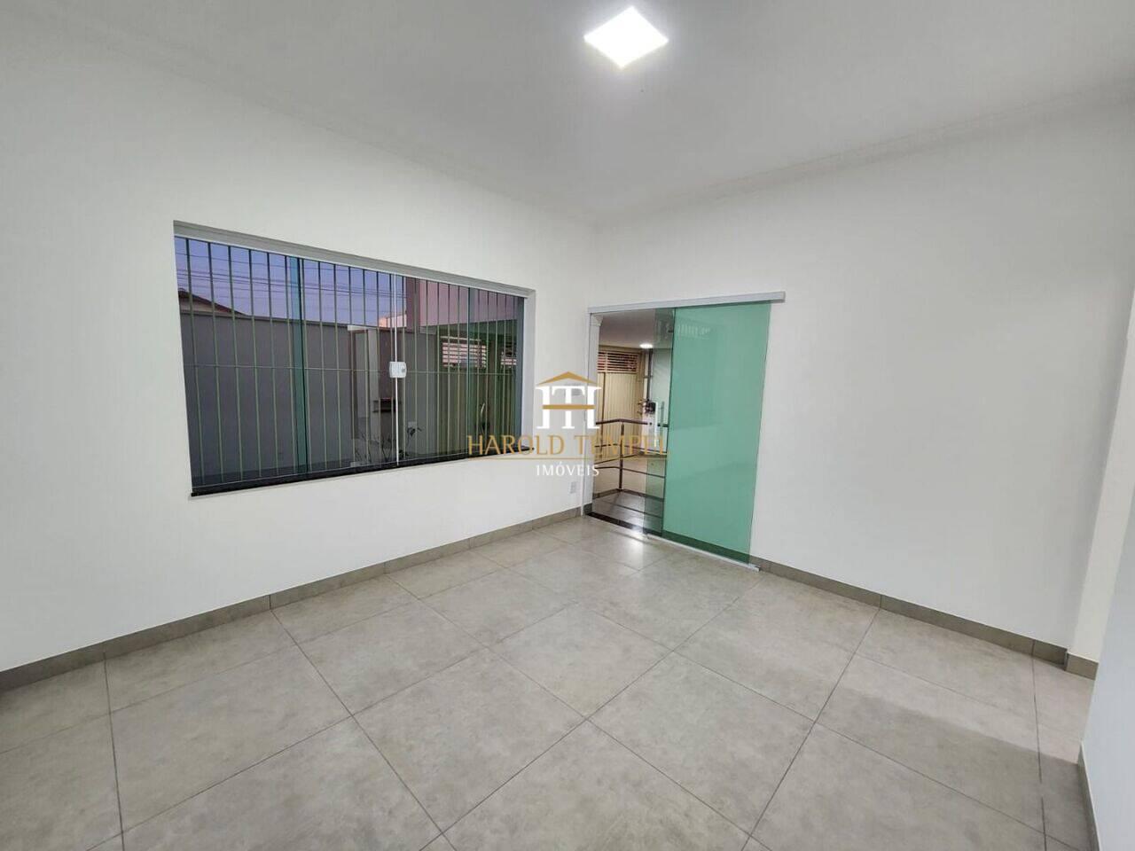 Casa com 3 quartos, à venda por R$ 770.000 - Jardim São Domingos - Mococa/SP