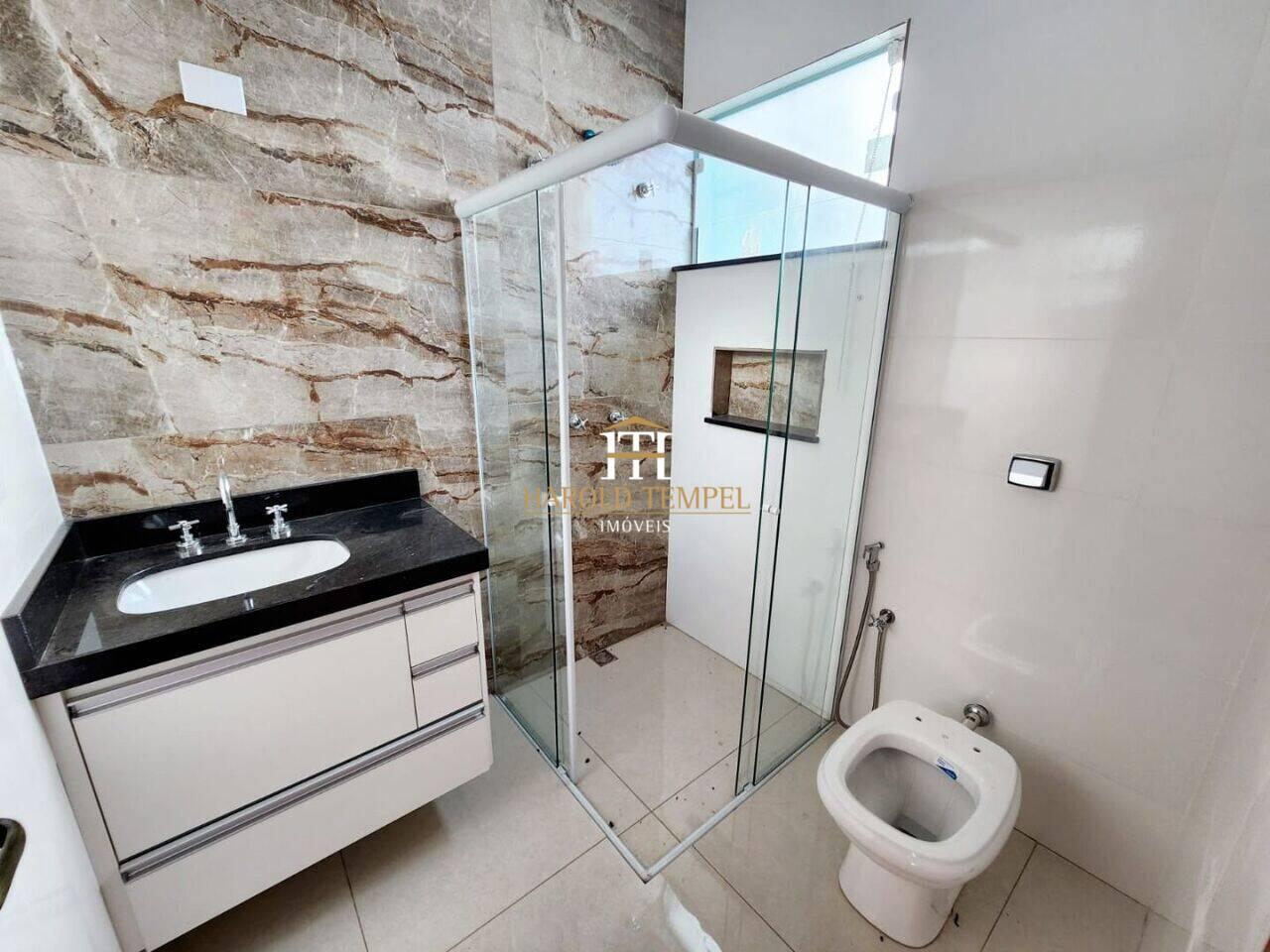 Casa com 3 quartos, à venda por R$ 1.700.000 - Jardim da Paineira - Mococa/SP