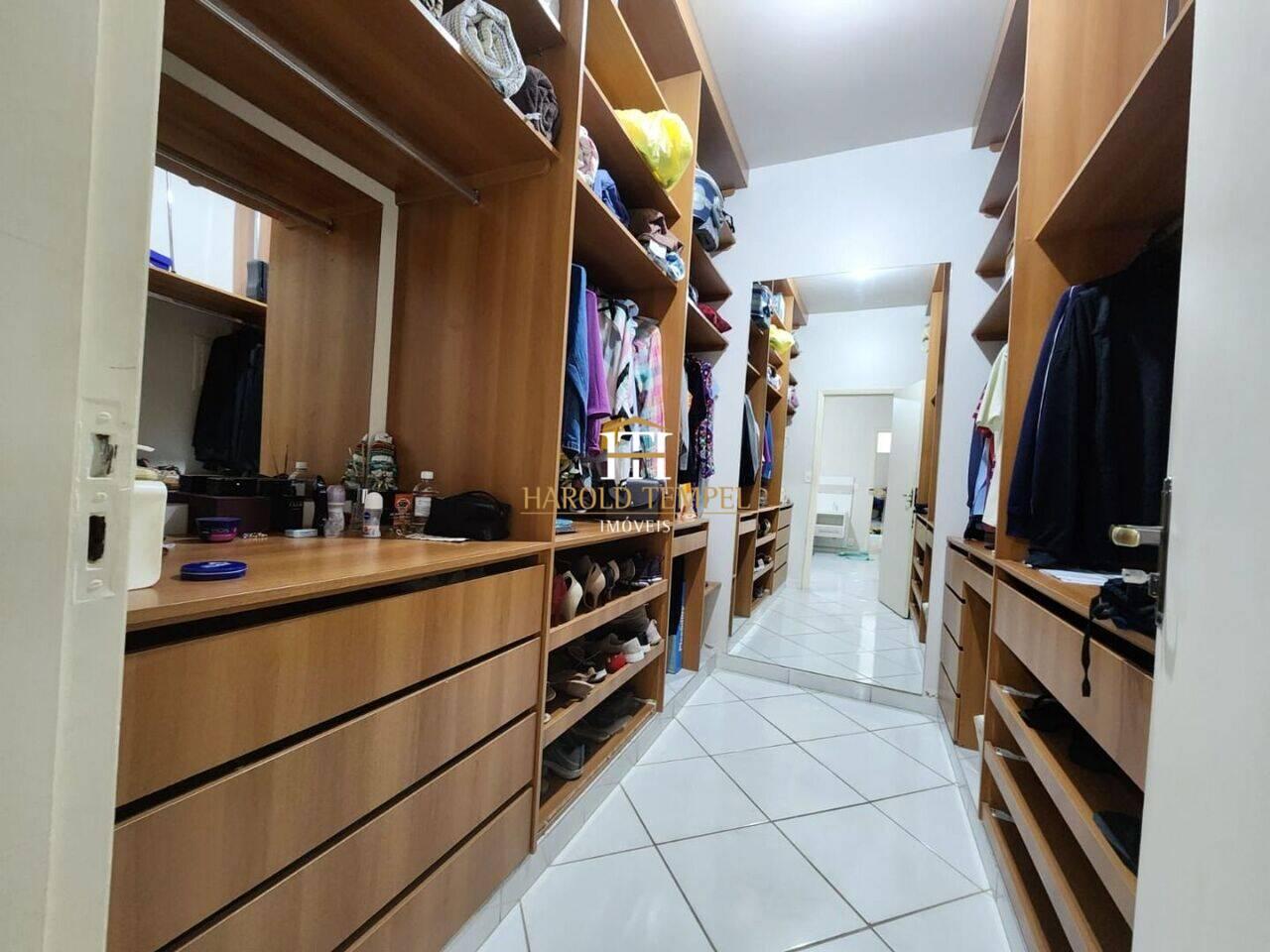 Casa com 4 quartos, 233 m², à venda por R$ 580.000 - Vila Lambari - Mococa/SP