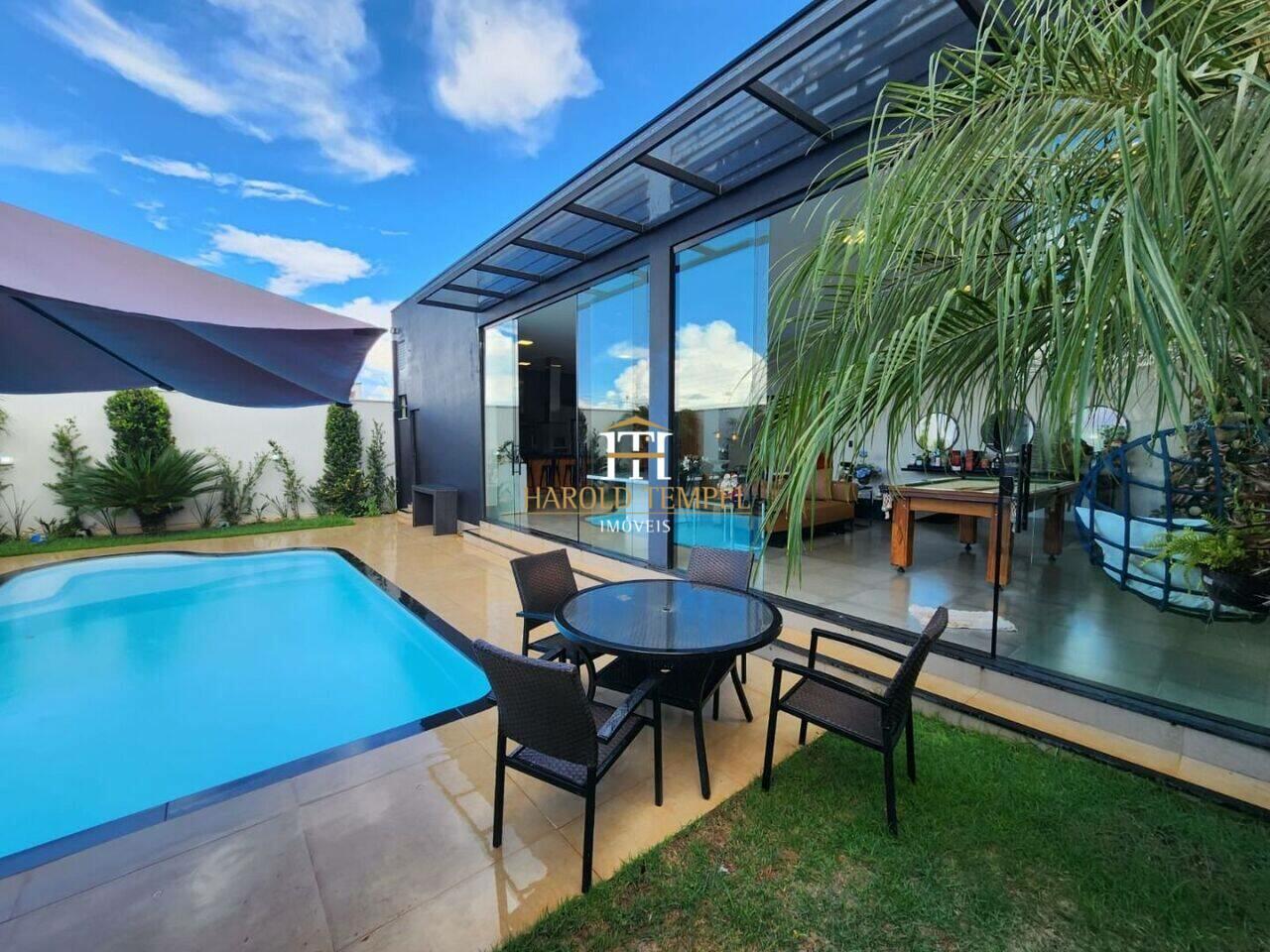Casa com 3 quartos, 279 m², à venda por R$ 1.650.000 - Jardim José André de Lima - Mococa/SP
