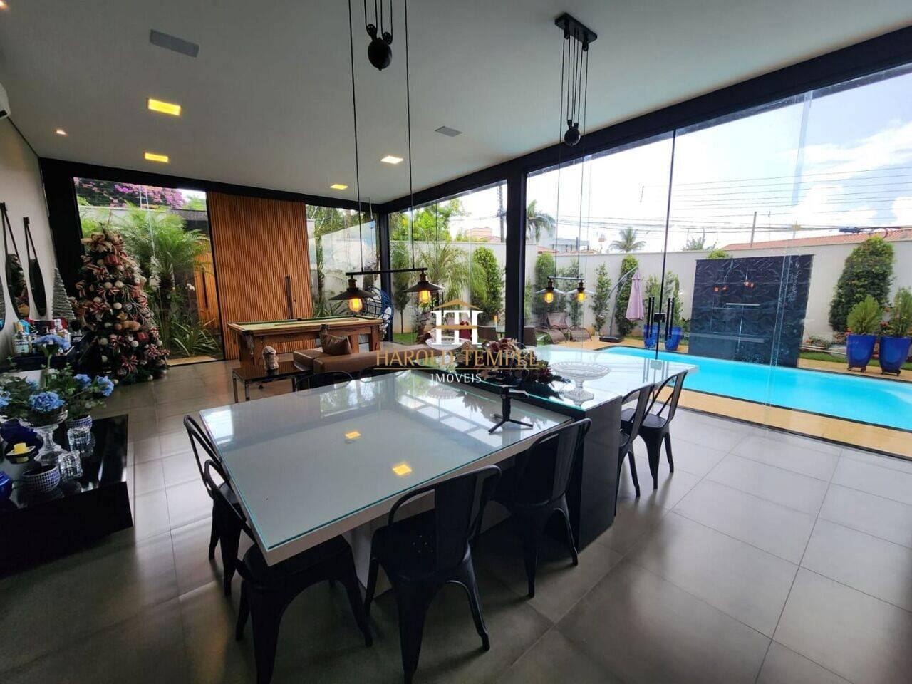 Casa com 3 quartos, 279 m², à venda por R$ 1.650.000 - Jardim José André de Lima - Mococa/SP