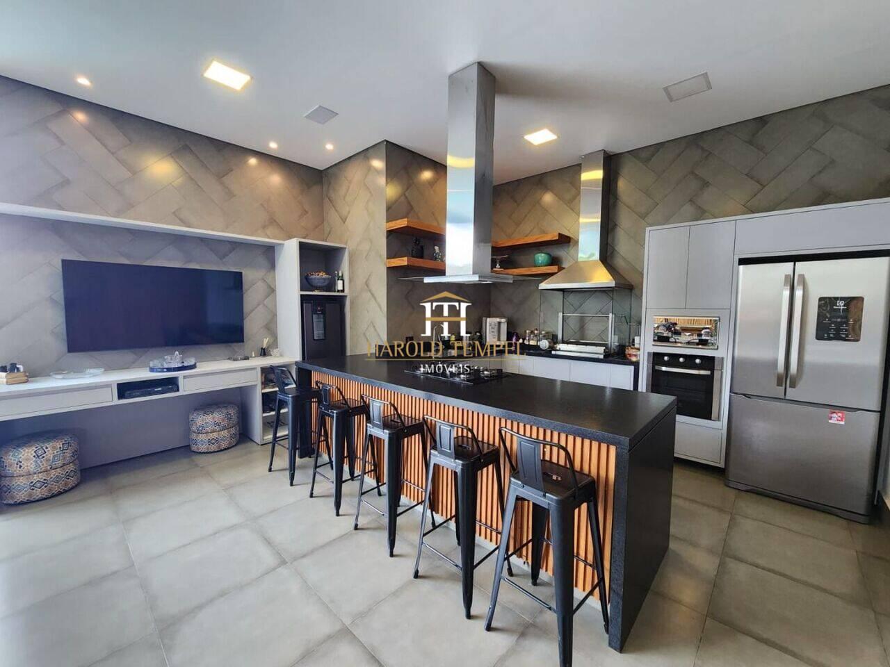 Casa com 3 quartos, 279 m², à venda por R$ 1.650.000 - Jardim José André de Lima - Mococa/SP