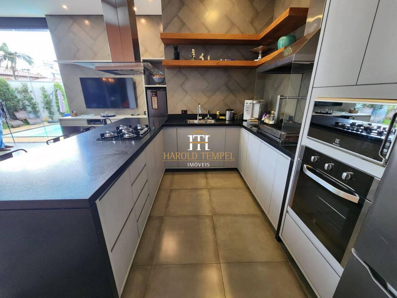 Casa com 3 quartos, 279 m², à venda por R$ 1.650.000 - Jardim José André de Lima - Mococa/SP