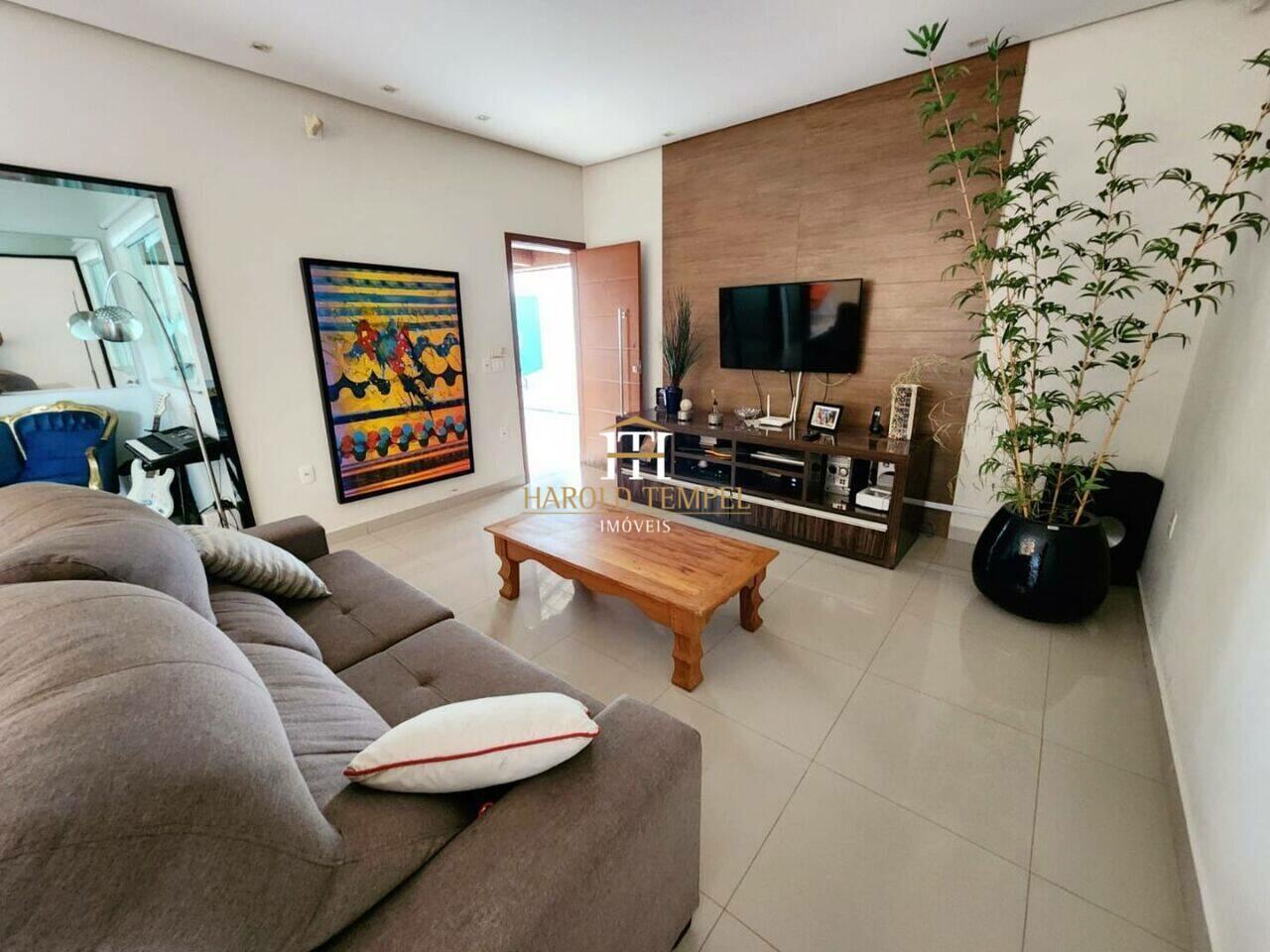 Casa com 3 quartos, 279 m², à venda por R$ 1.650.000 - Jardim José André de Lima - Mococa/SP