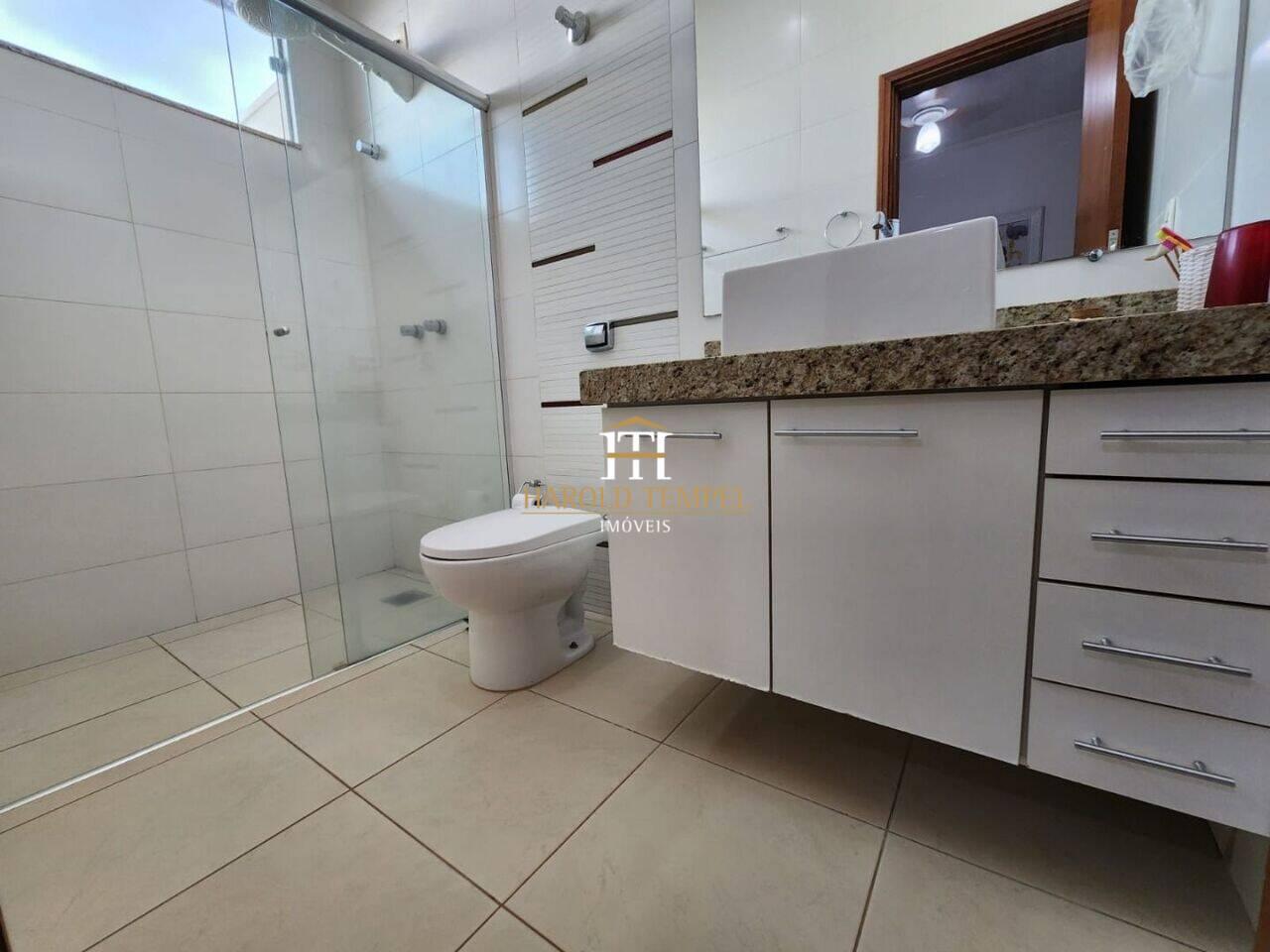 Casa com 3 quartos, 279 m², à venda por R$ 1.650.000 - Jardim José André de Lima - Mococa/SP
