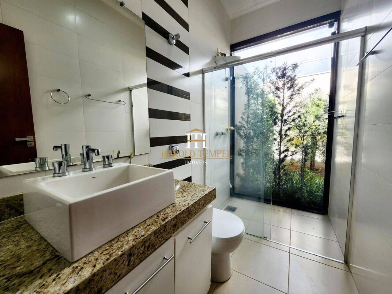 Casa com 3 quartos, 279 m², à venda por R$ 1.650.000 - Jardim José André de Lima - Mococa/SP