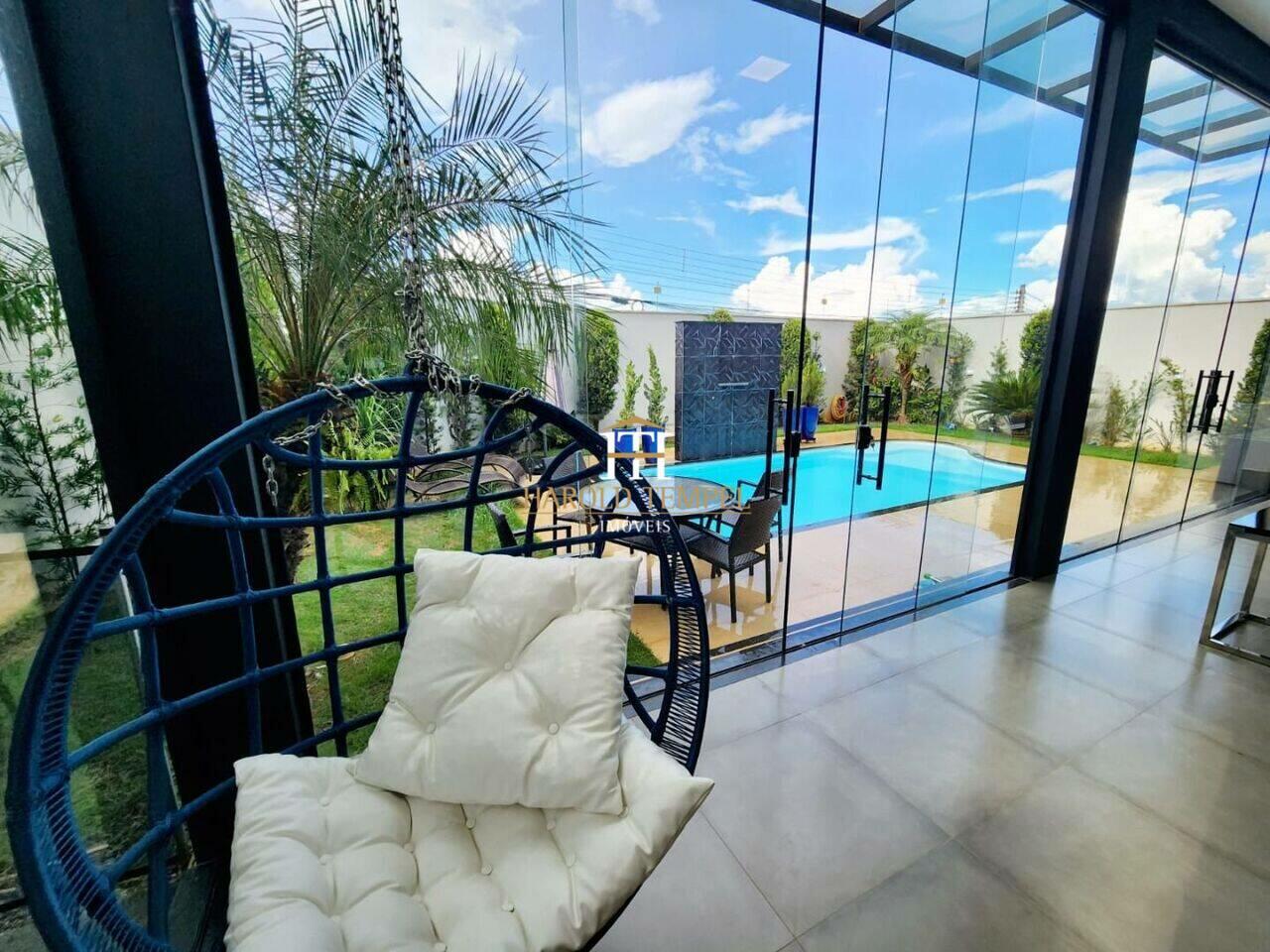 Casa com 3 quartos, 279 m², à venda por R$ 1.650.000 - Jardim José André de Lima - Mococa/SP