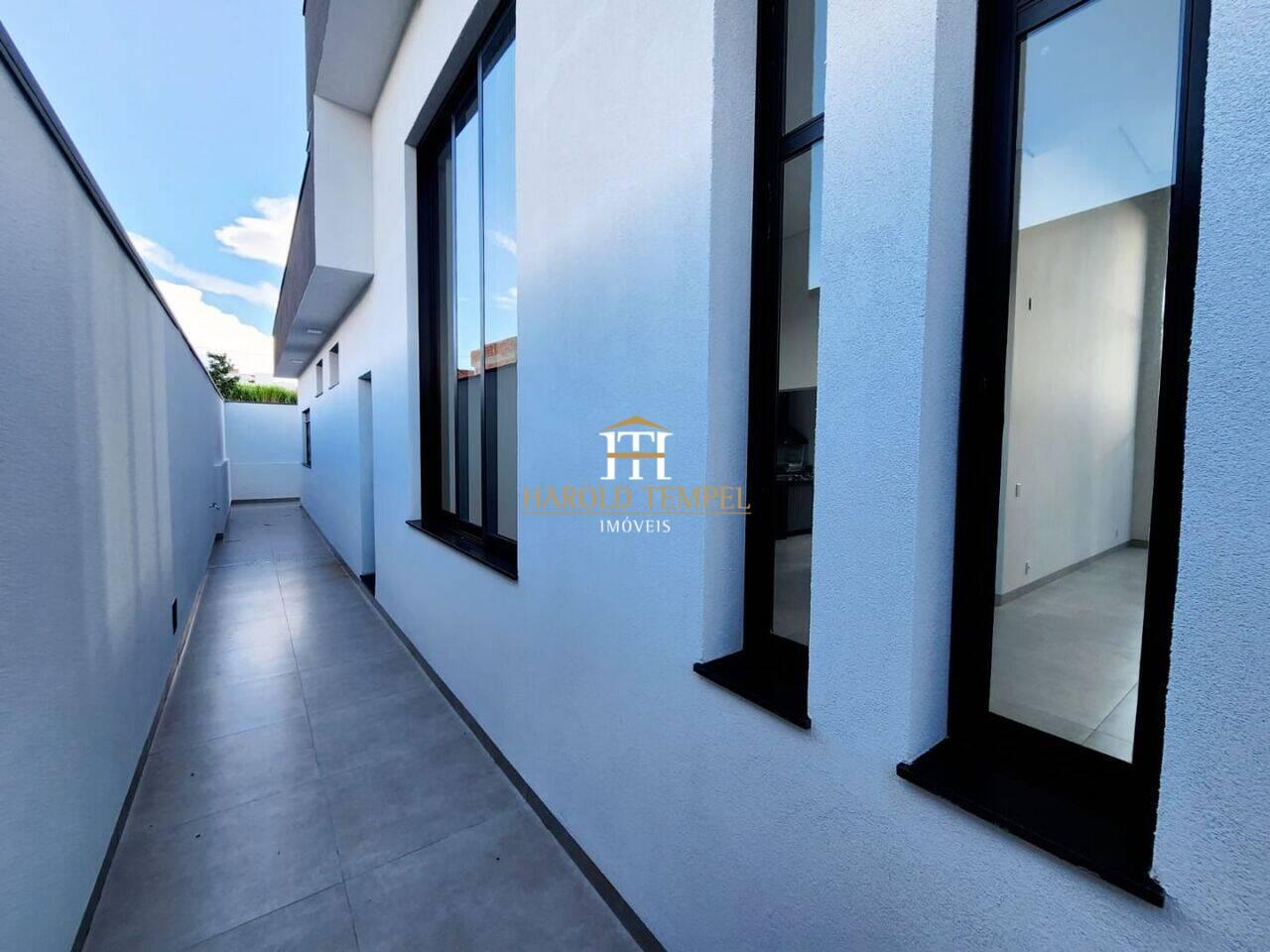 Casa com 3 quartos, 182 m², à venda por R$ 900.000 - Jardim Boa Vista - Mococa/SP