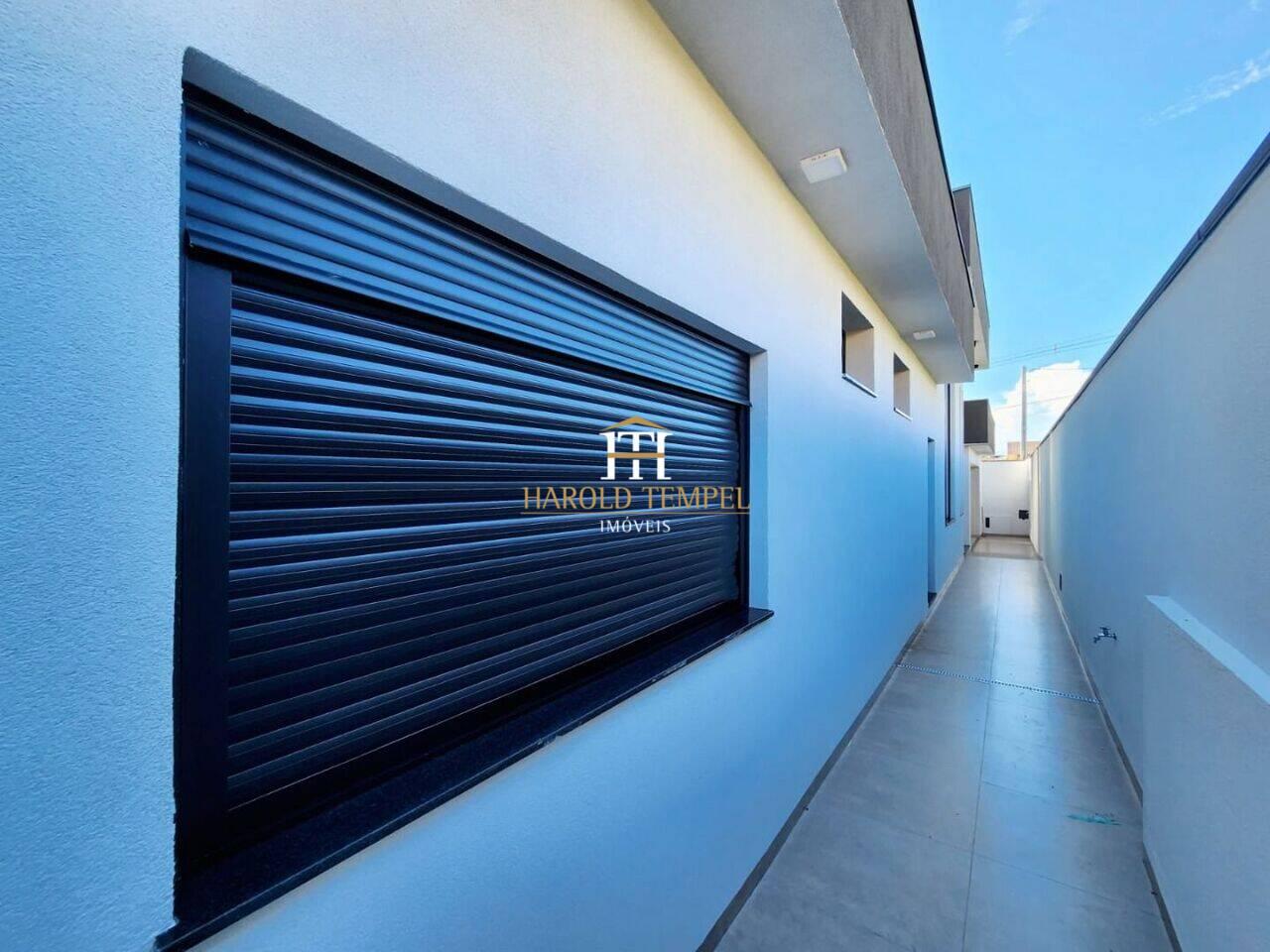 Casa com 3 quartos, 182 m², à venda por R$ 900.000 - Jardim Boa Vista - Mococa/SP