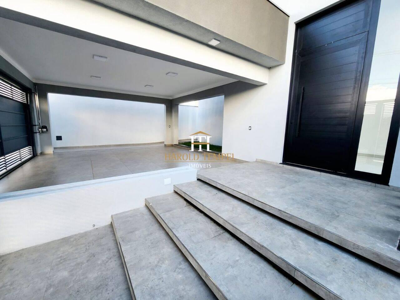 Casa com 3 quartos, 182 m², à venda por R$ 900.000 - Jardim Boa Vista - Mococa/SP