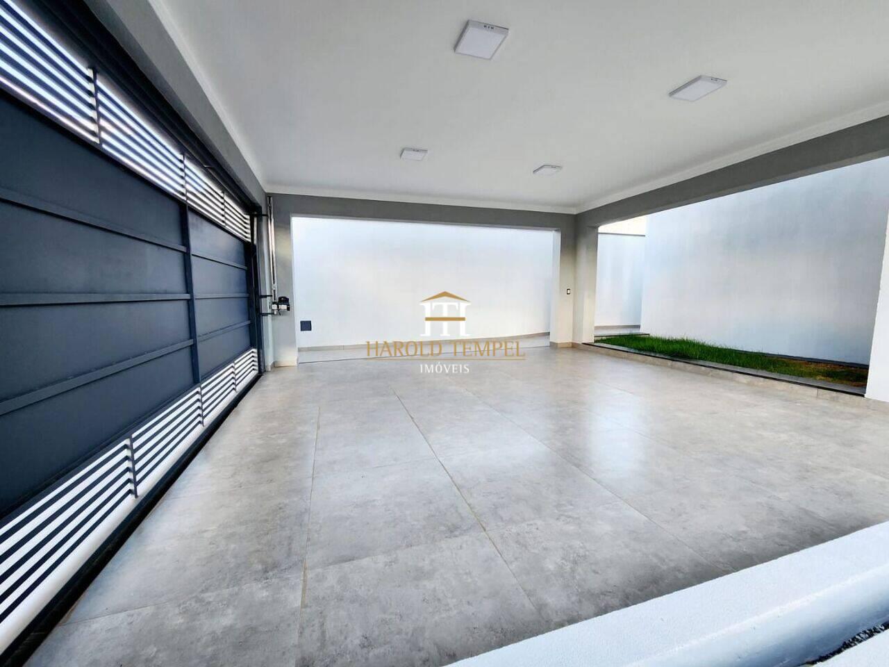 Casa com 3 quartos, 182 m², à venda por R$ 900.000 - Jardim Boa Vista - Mococa/SP