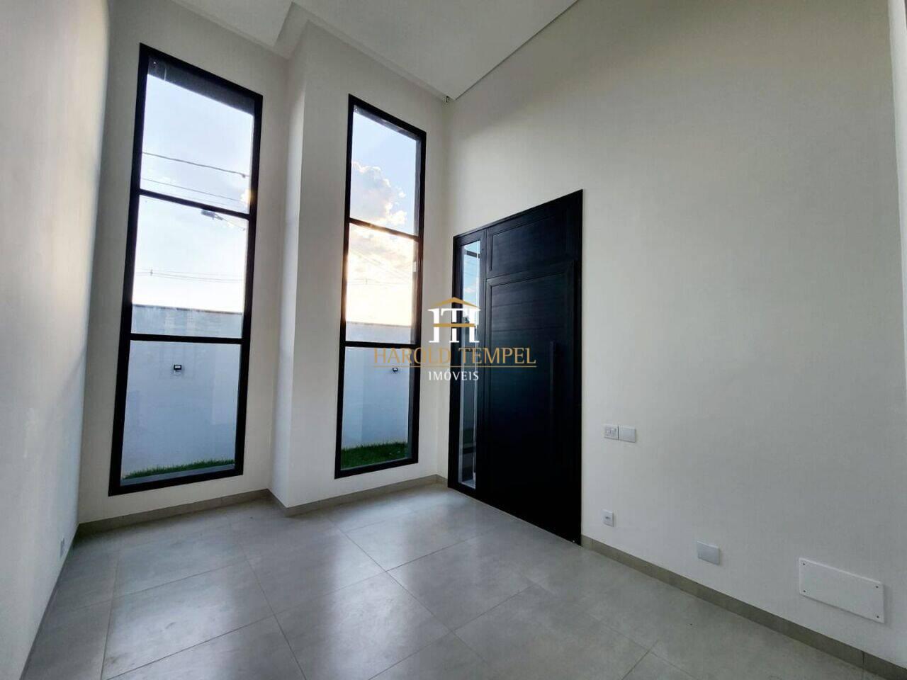 Casa com 3 quartos, 182 m², à venda por R$ 900.000 - Jardim Boa Vista - Mococa/SP