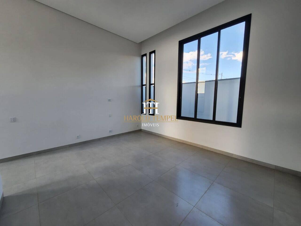 Casa com 3 quartos, 182 m², à venda por R$ 900.000 - Jardim Boa Vista - Mococa/SP