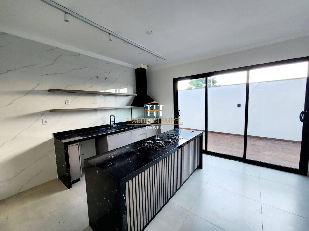 Casa com 3 quartos, 182 m², à venda por R$ 900.000 - Jardim Boa Vista - Mococa/SP