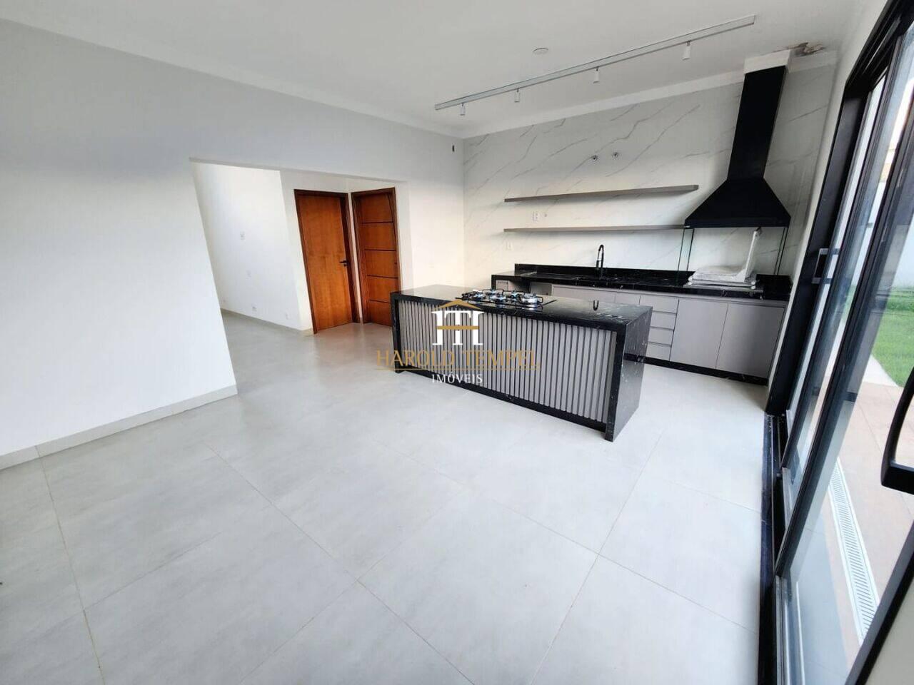 Casa com 3 quartos, 182 m², à venda por R$ 900.000 - Jardim Boa Vista - Mococa/SP