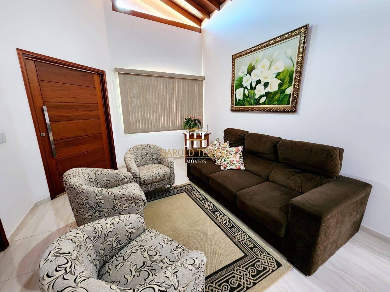 Casa com 3 quartos, 235 m², à venda por R$ 800.000 - Jardim Central Prícoli - Mococa/SP