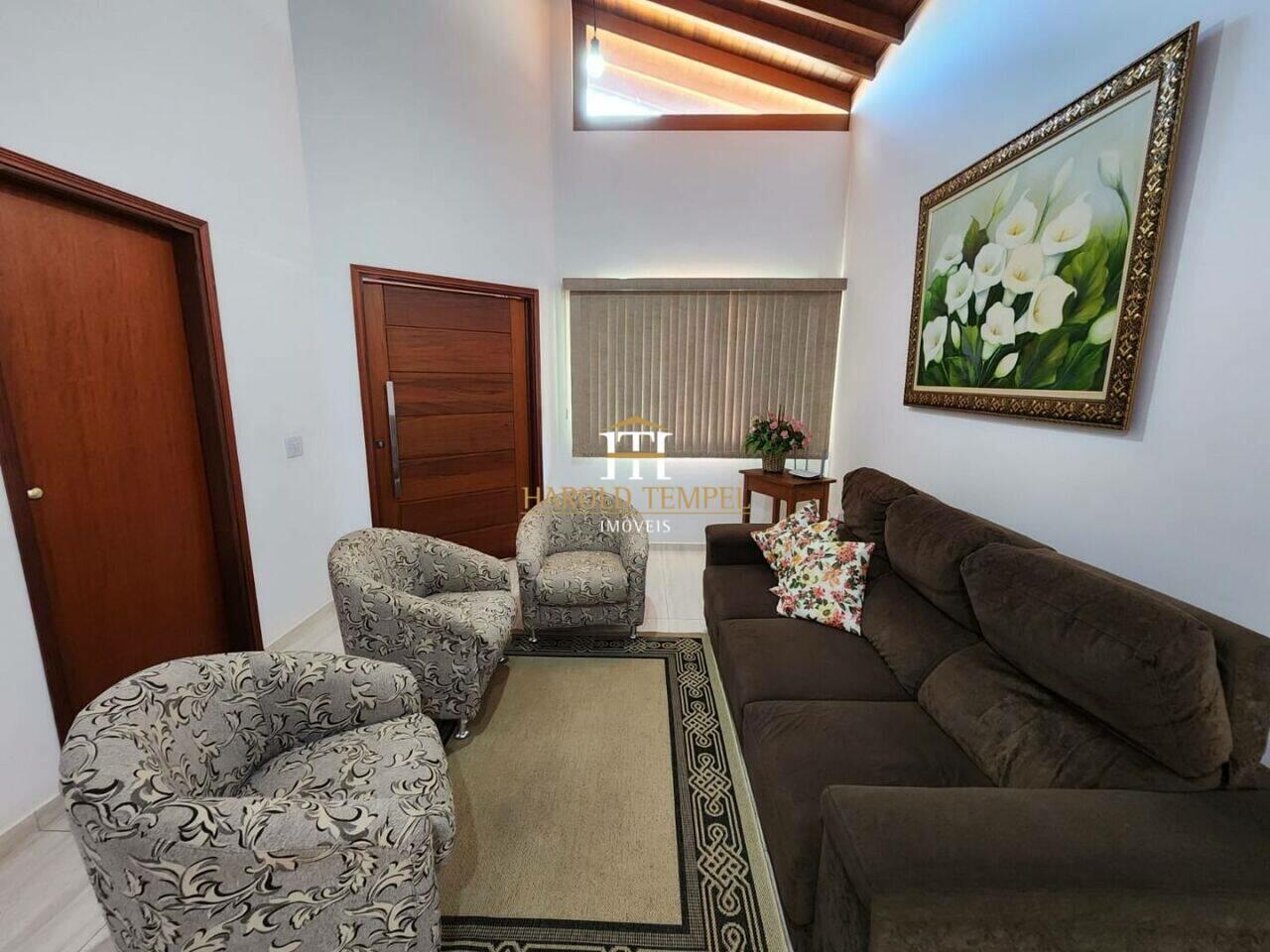 Casa com 3 quartos, 235 m², à venda por R$ 800.000 - Jardim Central Prícoli - Mococa/SP