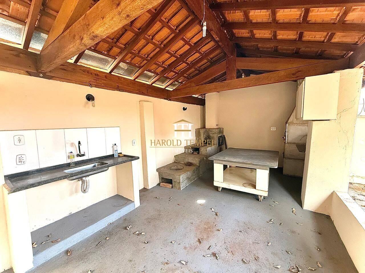 CASARAO DE ÉPOCA A VENDA