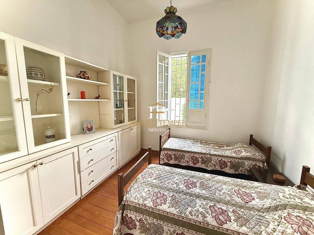 Casa com 4 dormitórios à venda - Centro - Mococa/SP