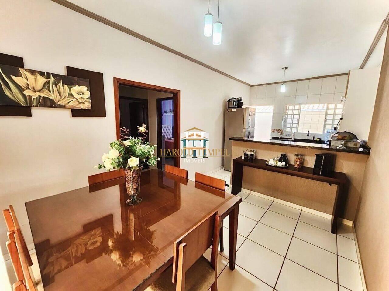 Casa com 2 quartos, 146 m², à venda por R$ 280.000 - Residencial Samambaia - Mococa/SP